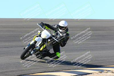 media/Jan-09-2022-SoCal Trackdays (Sun) [[2b1fec8404]]/Bowl (1015am)/